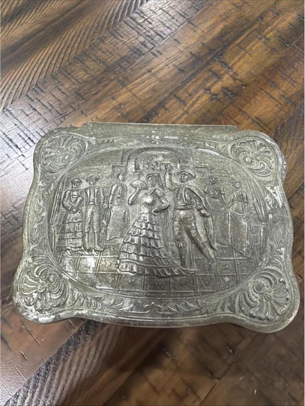 Vintage Metal Repousse Trinket Box. Silver Metal, Rectangle Shape Lid Detached